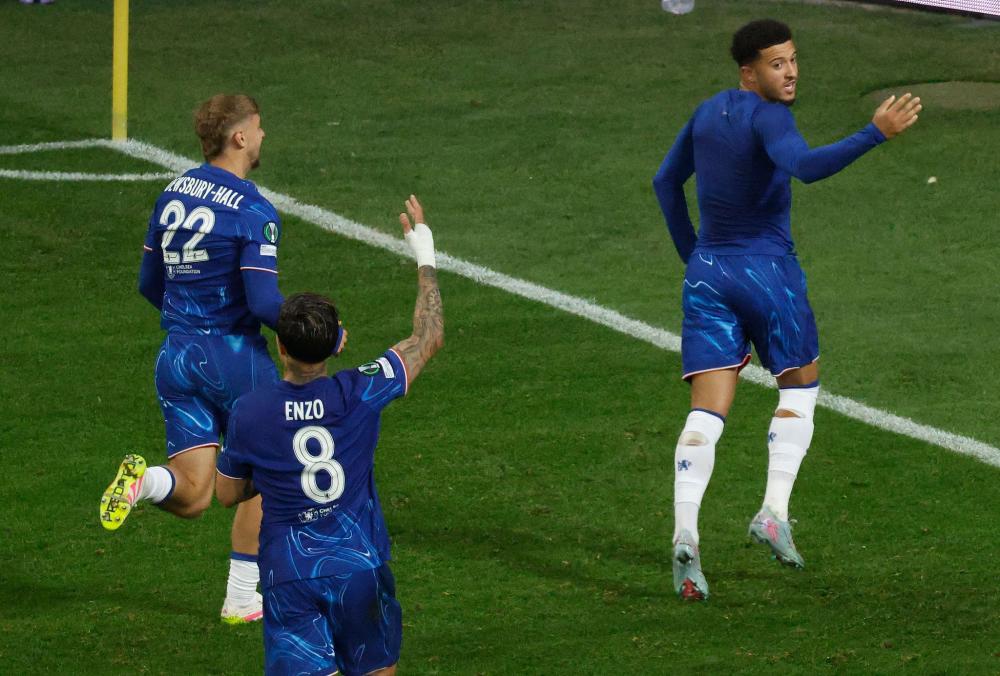 篮球CBA球队训练营全员参与